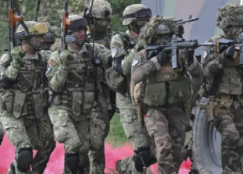 Ashpërsohet konflikti Rusi-Ukrainë, NATO shton numrin e trupave në katër shtete evropiane