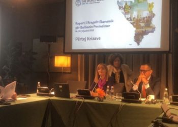 “Qeveria të bëjë kujdes”, BB në Shqipëri paralajmëron: Inflacioni do të ndikojë te të varfrit