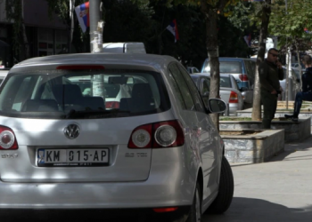 “Do të jetë në favor të interesit kombëtar”, deputeti i LVV-së kërkon të shtyhet afati për targat