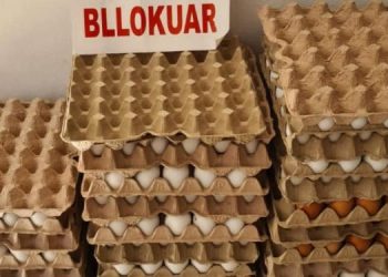 Vezë dhe mish pule të skaduar, AKU gjobit me dhjetëra milionë lekë 6 subjekte