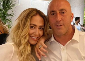 A është xheloz Ramush Haradinaj? Anita habit me përgjigjen