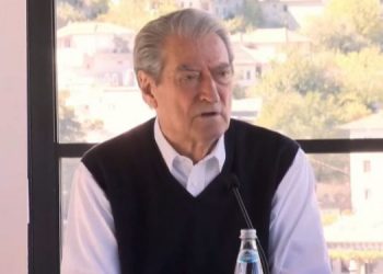 Berisha thirrje qytetarëve: Kandidoni në primare, edhe nëse nuk jeni në PD