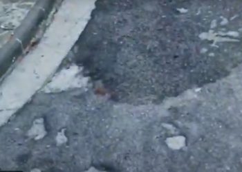 U vra dje para mesnatës, njollat e gjakut ende në oborrin e pallatit ku jetonte Briken Sanaj