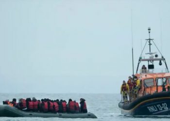 Shkatërrohet banda e shqiptarëve në Britani, si i transportonin njerëzit nga Spanja