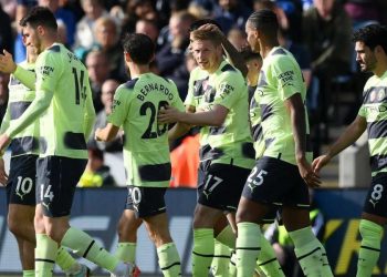 VIDEO/ De Bruyne vulos fitoren ndaj Leicester, Manchester City rimerr kreun