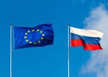 Nënshkruhet dekreti i ri, Putin ndalon hyrjen në Rusi të kamionëve të dërguar nga BE