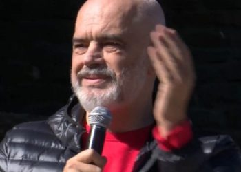 Të gjithë kundër, Rama nuk tërhiqet nga amnistia fiskale: Nuk i lëmë në rrugë çunat e Londrës