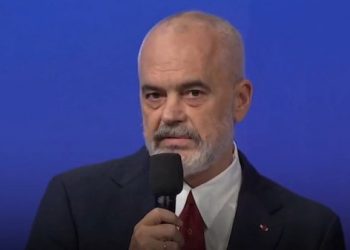 “Evropa na la në baltë për vaksinat”/ Rama, sërish lavde Erdoganit: Pa Turqinë nuk do ia dilnim