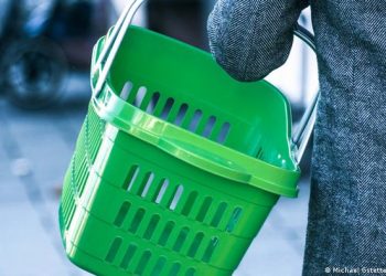 Kriza ekonomike, FMN: Më e keqja s’ka ardhur ende