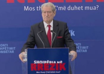 “Parandalon shuarjen e universiteteve”, Berisha pro bojkotit të pedagogëve: Qeveria qendrim cinik