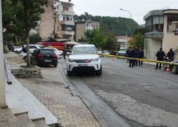 Masakra me tre viktima në Klos, prokuroria sekuestron telefonat e dy 17-vjeçarëve