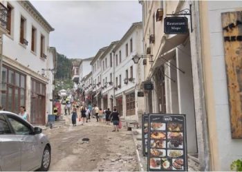 Shkarkohet drejtori i Shërbimeve Komunitare në Gjirokastër, ja kush e zëvendëson