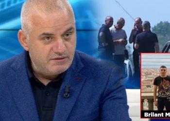 Masakra e Fushë Krujës, Hoxha: Ata kishin dalë me jelekë policie dhe drejtonin trafikun…