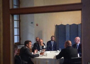 Me ndërmjetësimin e BE-së takohen në Pragë liderët e Armenisë dhe Azerbajxhanit