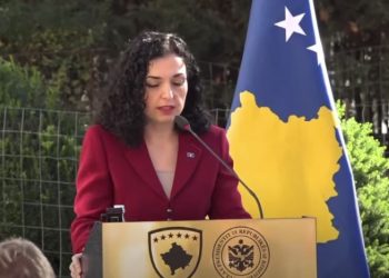 Qytetarit serb në Kosovë i dogjën makinën, Osmani: Në luftën kundër bandave, presim përkrahjen e BE-së