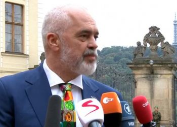 Takimi i Komunitetit Politik Europian, Rama për gazetarët: Ideja rilindi nga kriza