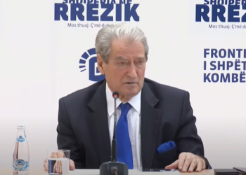 “Jemi në një situatë kritike”, Berisha me tone të ashpra: Organizim protestash të fuqishme