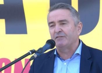 Protesta e pedagogëve, Kovaçi i bën thirrje Ramës: Mjaft me intimidimet…