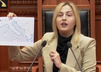 Zhupa kujton tragjedinë e Himarës në Kuvend: Ministrja duhet të jepte dorëheqjen