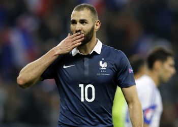 E bujshme/ Benzema mund të rikuperohet dhe të luajë në Botëror