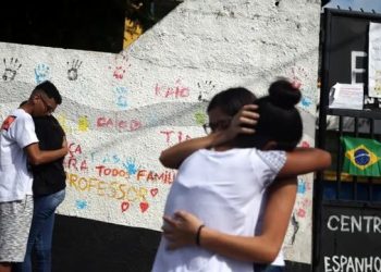 Tragjedi në Brazil, adoleshenti vret 3 persona në një shkollë