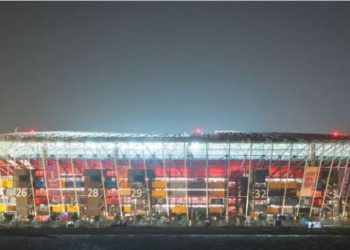 500 punëtorë u vranë në punimet e stadiumeve në Katar