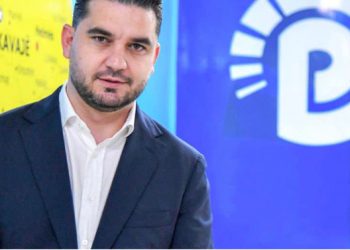 Beteja për Kavajën, ky është demokrati tjetër që hyn në Primare