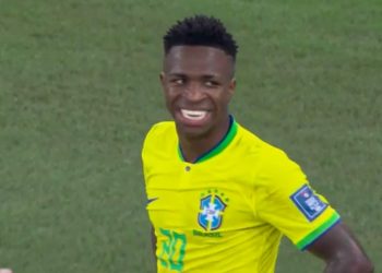 Mbyllet pjesa e parë/ Paqe pa gola në Brazil-Zvicër