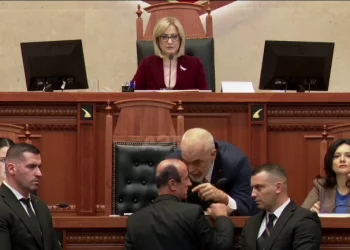 Pasi i shtrëngoi dorën, Sula tregon çfarë diskutoi me Ramën