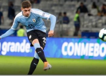 Koreja e Jugut frenon Uruguain, merr 1 pikë