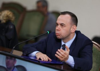 Skema/ Si komunikonte Alqi Bllako me Klodian Zoton për inceneratorin e Elbasanit