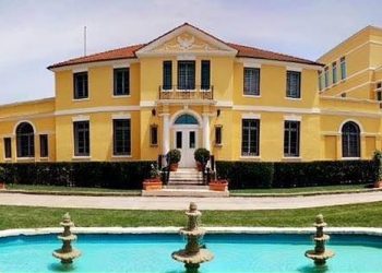 “Rasti shërben si kujtesë”, ambasada e SHBA mesazh për shqiptarët –