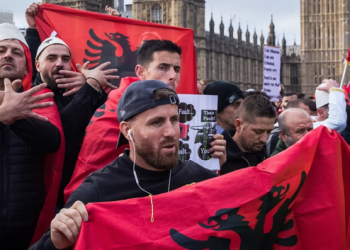 Financial Times: Shqiptarët i çon varfëria drejt Britanisë së Madhe