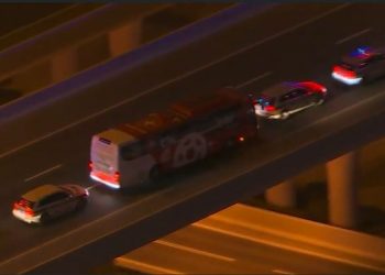 VIDEO/ Autobusi i Zvicrës përplaset me makinën e policisë