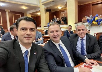 Mbledhja Shqipëri-Kosovë risjell Bashën në Kuvend –