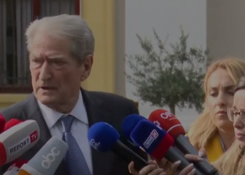 “Këtu vjen Europa”, Berisha flet për protestën e radhës