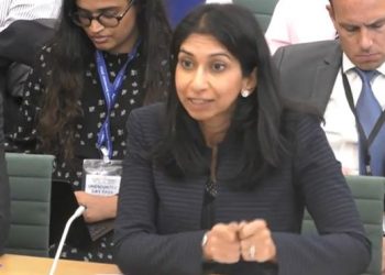 Braverman “kapet” sërish me shqiptarët: Janë kthyer vetëm 36 veta