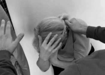 U mbajtën si skllave nga 5 shqiptarë në Zvicër, zbardhen rrëfimet tronditëse të grave