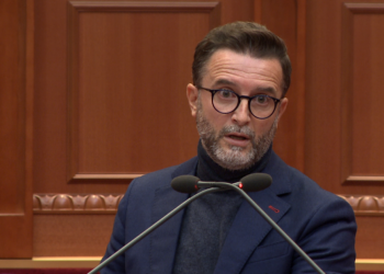 Braçe tërhiqet nga politika? Ja paralajmërimi i deputetit –