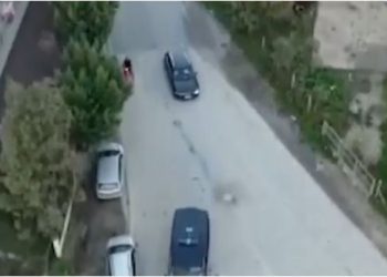 Pamjet/ Megaoperacioni në Fier, momenti kur policia rrethon banesën –