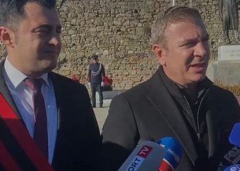 Opozita mban peng vendin –