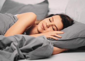 Rregulli i 10 sekondave për ngritjen nga shtrati