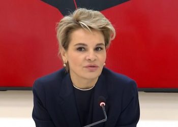 Kryemadhi publikon provat e reja për inceneratorët: Roli i bariut dhe dy pensionistëve