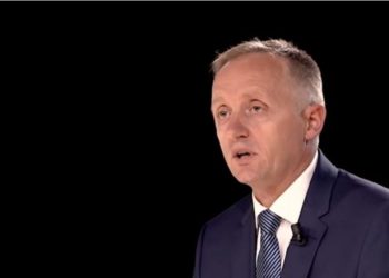 (33) Kiko zbulon shqiptarët që festuan hareshëm festën e çlirimit