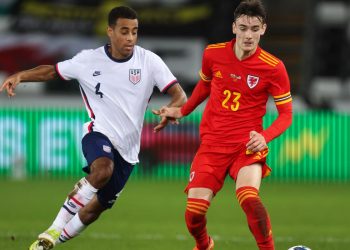 SHBA-Uells, ja formacionet zyrtare –