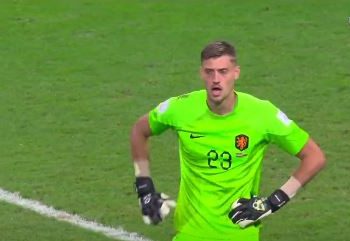 VIDEO/ Shtangen holandezët, shënon Valencia