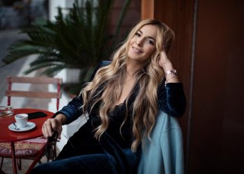 Ori Nebiaj lë televizionin, pranon mandatin e deputetes