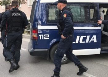 Qëlloi me armë zjarri dy vëllezërit në Shkodër, arrestohet autori
