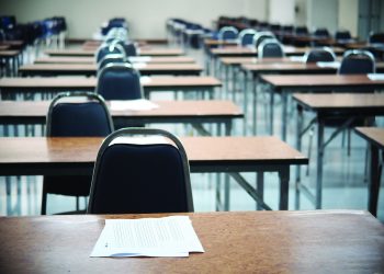 “Po bie niveli i arsimit”