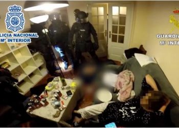 “Zbërthehet” banda shqiptare e drogës në Spanjë, 11 të arrestuar